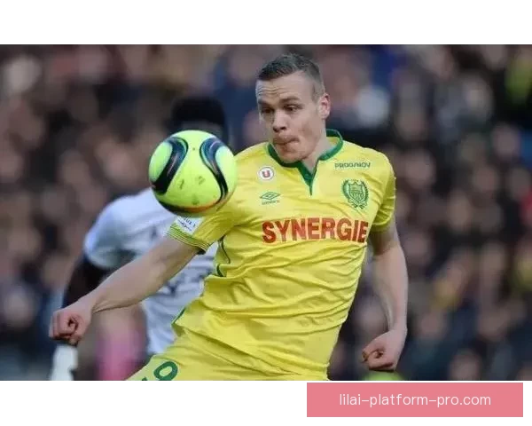 南特在梅斯挑战中重燃希望点燃俱乐部历史辉煌瞬间