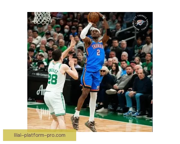 西部格局再生变数 火箭落后马刺紧追雷霆船勇争八强